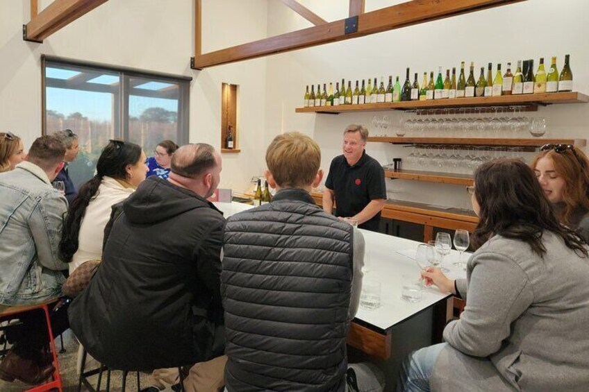 Full-Day Canberra Winery Tour to Murrumbateman /w lunch