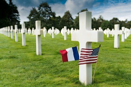 DDay American Beaches and US Airborne Full Day Tour from Bayeux