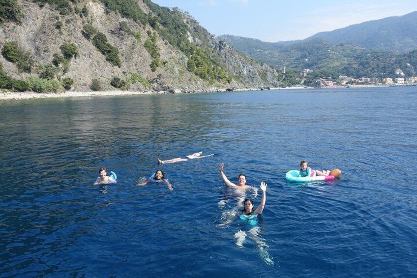 Cinque Terre Lunch boat tour