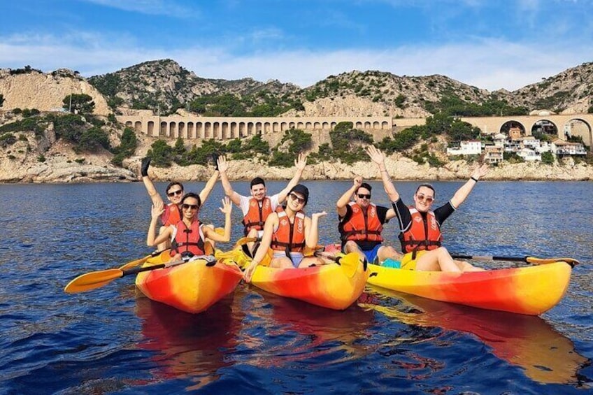 Guided kayak excursion in creeks