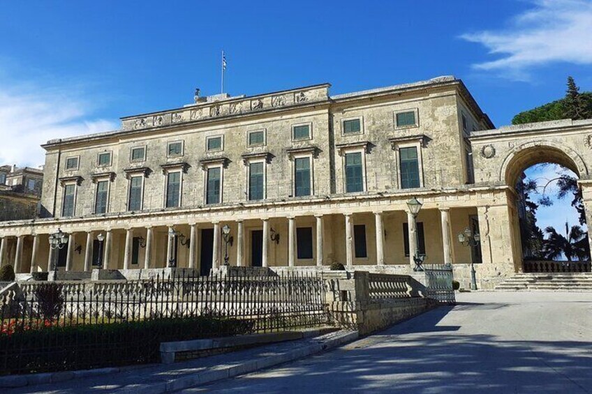 Palace of Saint Michael and Saint George, Asian Art Museum