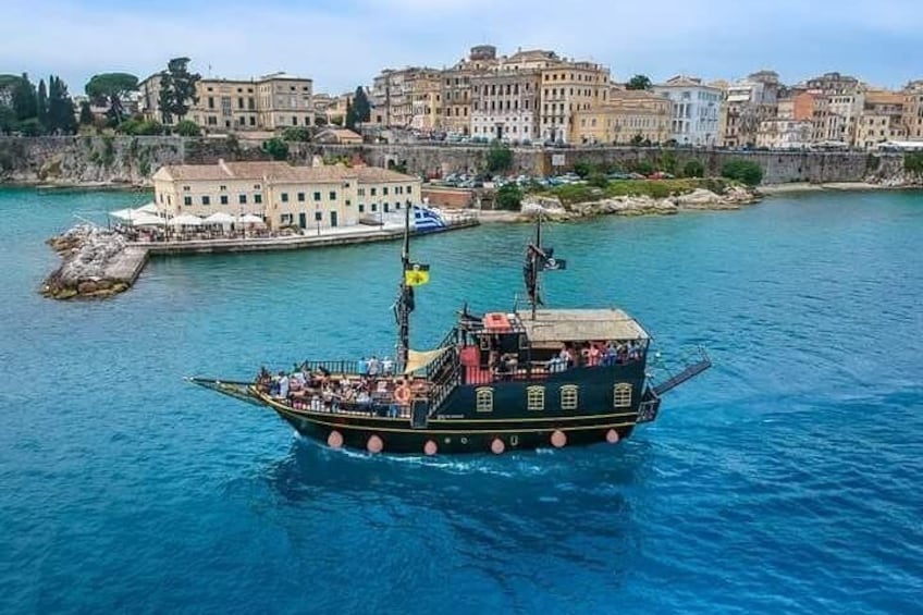 Minicruise around the coastline of Corfu Town with Pirate ship 75 min