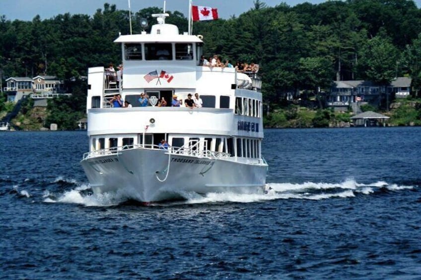 3-Hour 1000 Islands Cruise from Gananoque with views of Boldt Castle