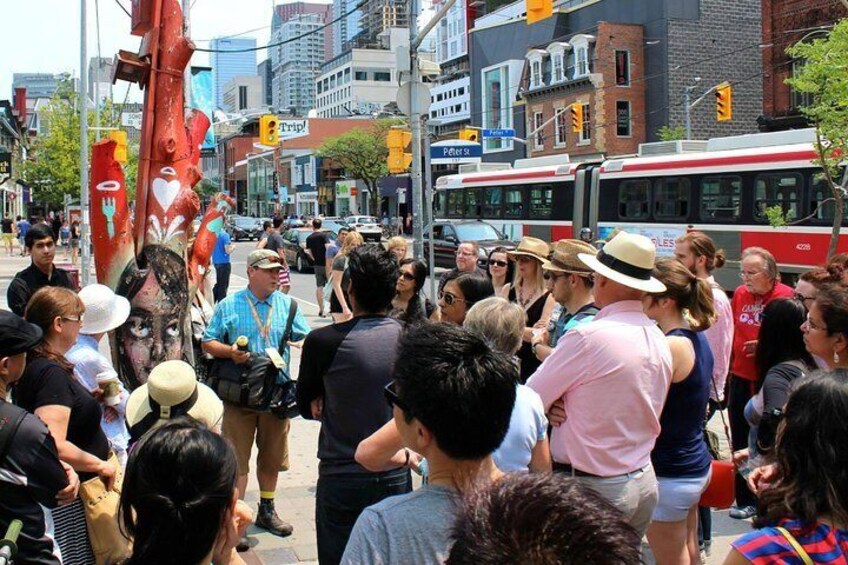 Graffiti in Toronto Tour