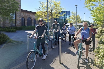 Glasgow City and Clyde Bridges Bike Tour