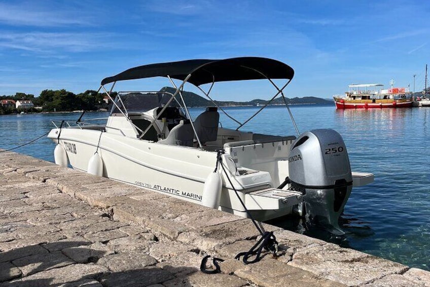 Blue Cave Small Group Tour with a Speedboat in Dubrovnik