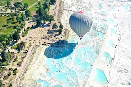 Antalya: Pamukkale & Hierapolis-tur med frokost og entré