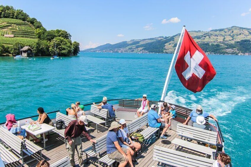 Lake Thun and Lake Brienz Day Pass for Lake Boat Cruise