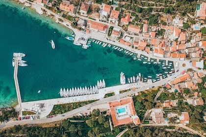De Trogir & Split : Excursion d'une demi-journée en hors-bord avec Blue Lag...