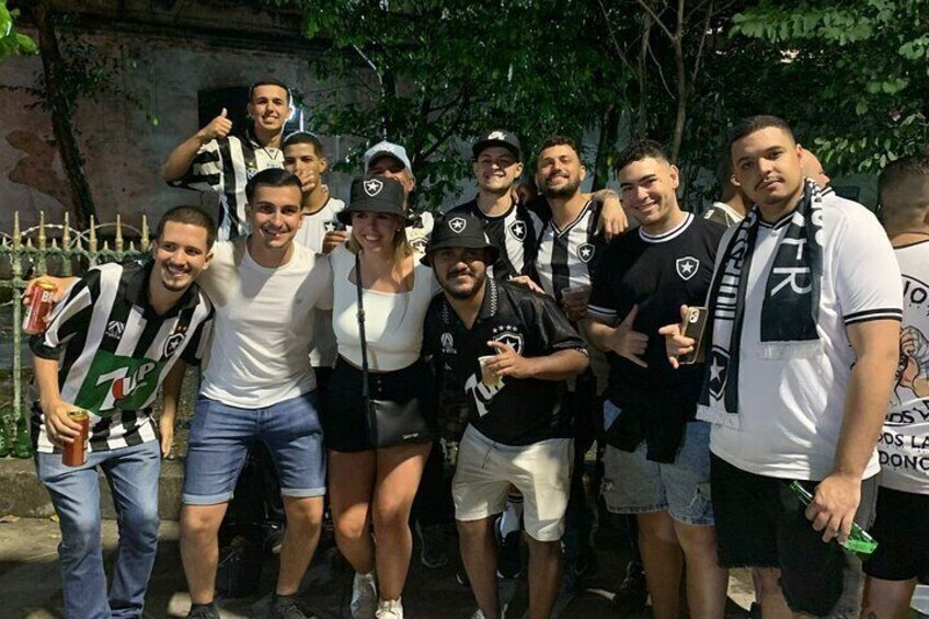 Rio de Janeiro: Join a Botafogo soccer game with locals