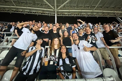 Rio de Janeiro: Join a Botafogo soccer game with locals