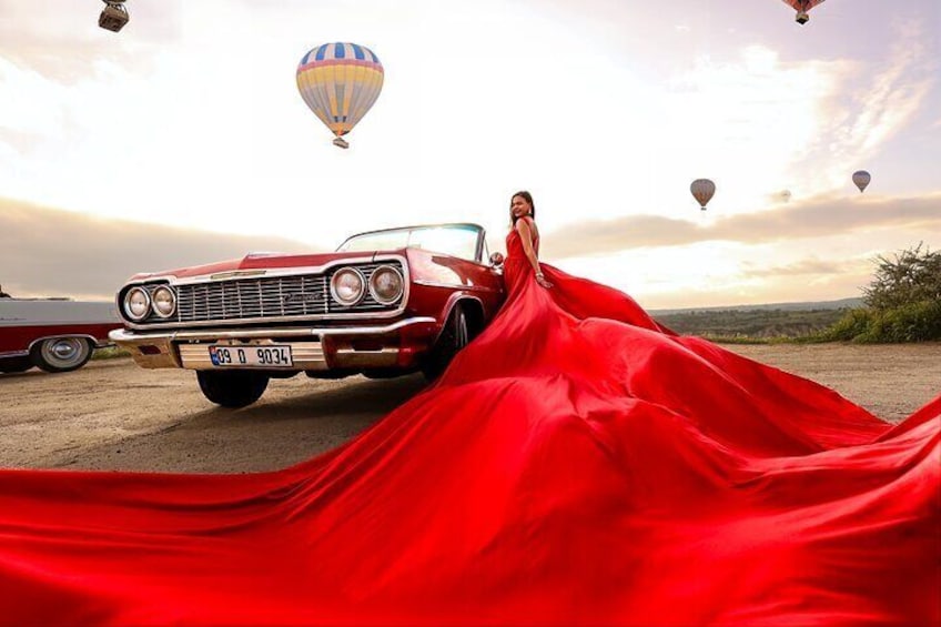 Professional PhotoShoot with Hot Air Balloons in Cappadocia