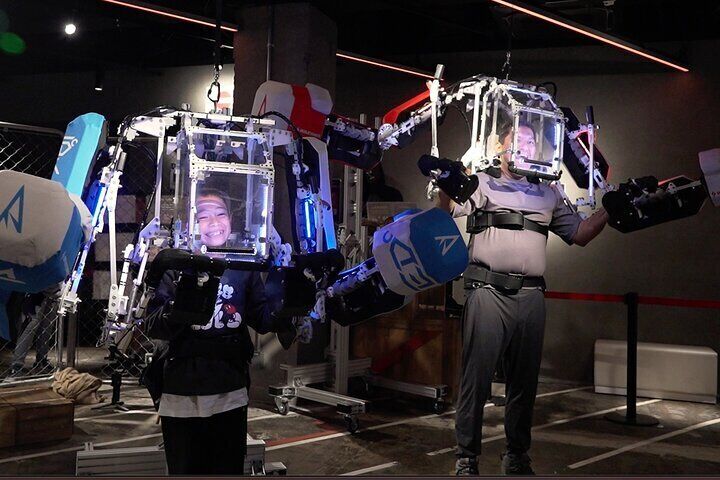 &quot;ROBOT FIGHT&quot;
Suit up in a robot and battle — a world-first experience, only here!