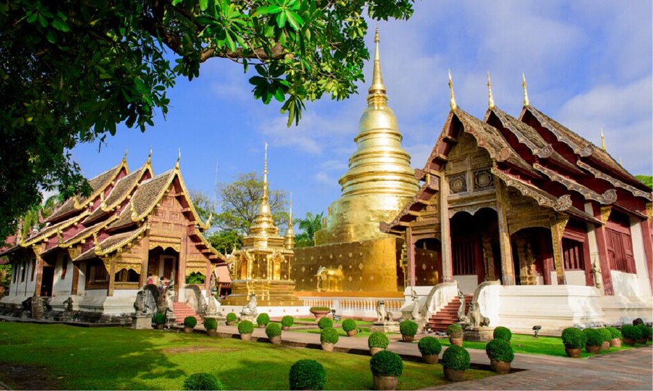 [JOIN TOUR] Chiang Mai Old City & Temples Guided Walking Tour - 2 Hrs