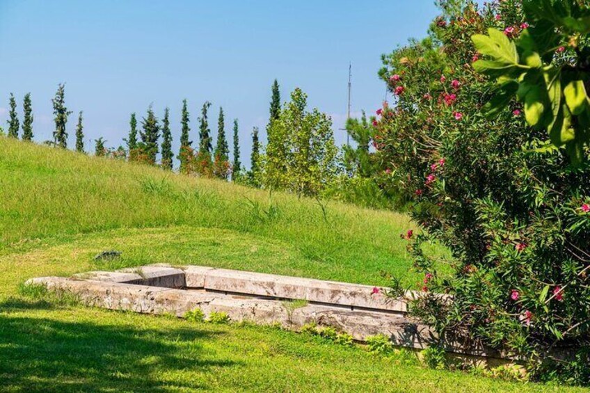  Royal Graves of Aigai