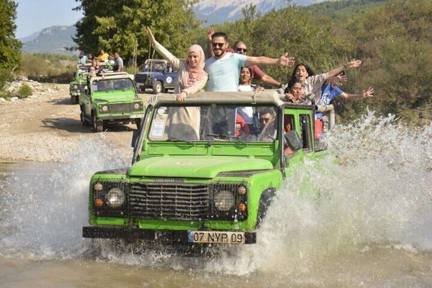 Jeep Safari by Lazy Duck Travel