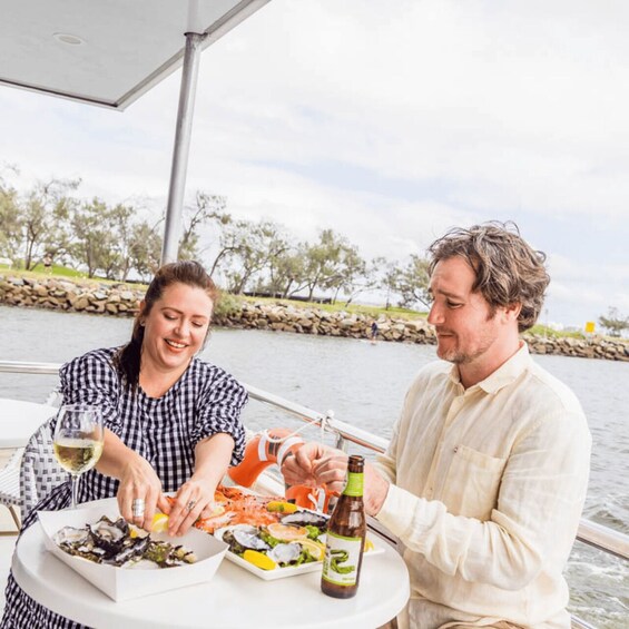 Sunshine Coast: Tipple & Tide: Distillery Tour & Cruise