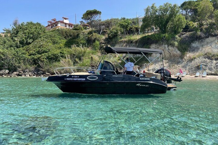 Shipwreck and Blue Caves - Private Speedboat Tour (up to 6 pax)