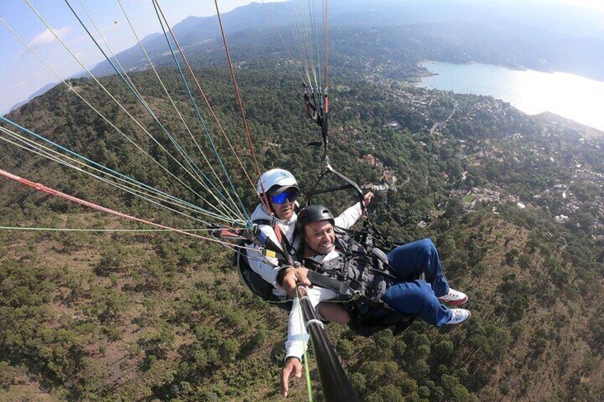 Flight over Valle de Bravo