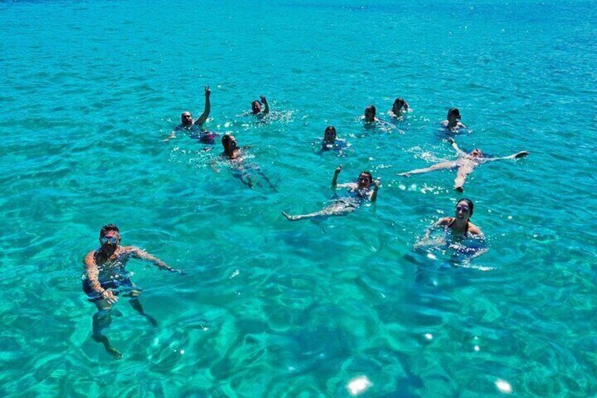7-Hour Motorboat Tour of La Maddalena Archipelago