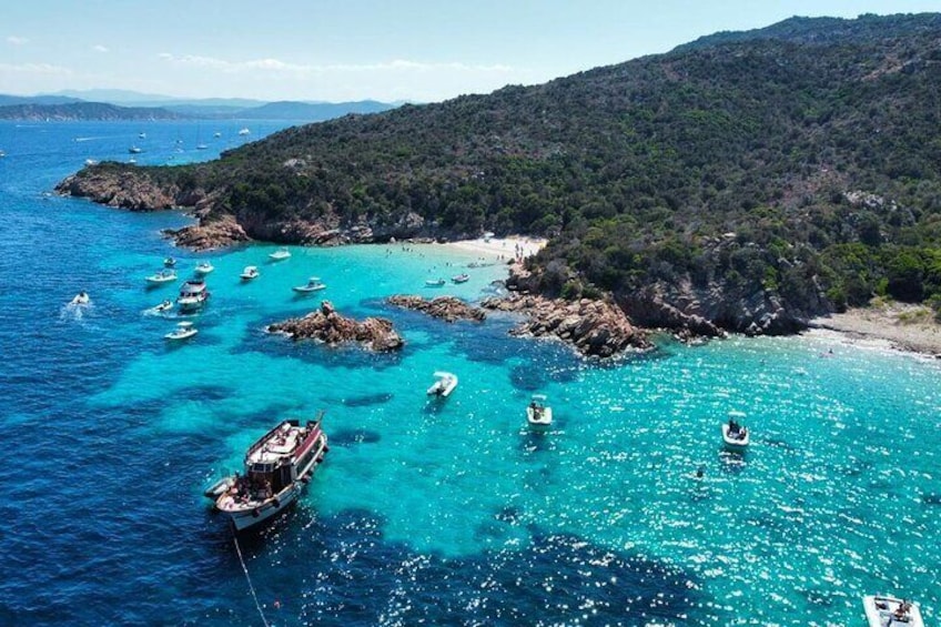 7-Hour Motorboat Tour of La Maddalena Archipelago
