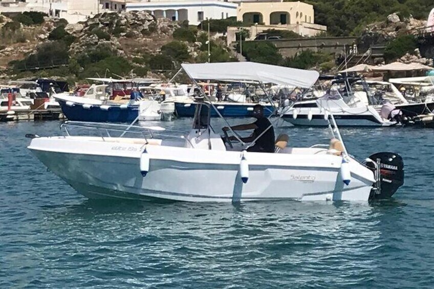 3-Hour Guided Boat Tour to the Caves in Santa Maria di Leuca