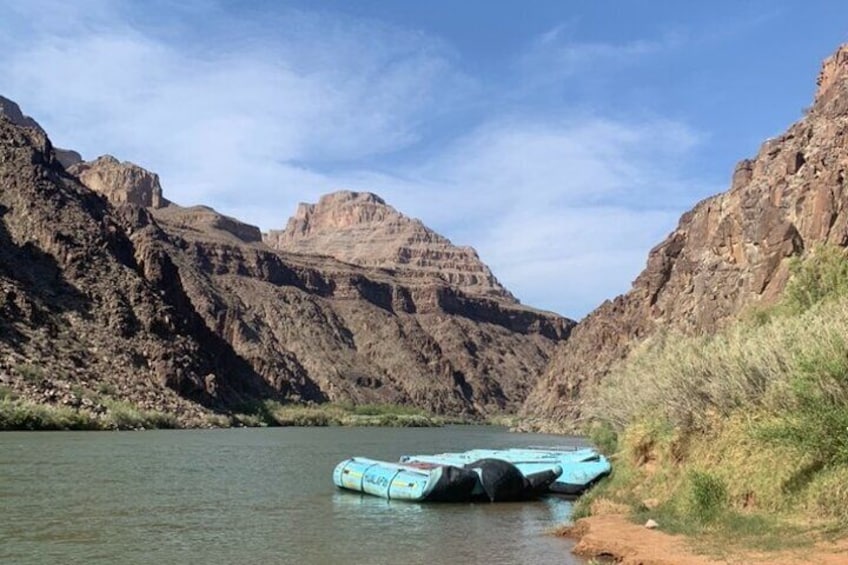 Take a luxurious drive to the bottom of the Grand Canyon