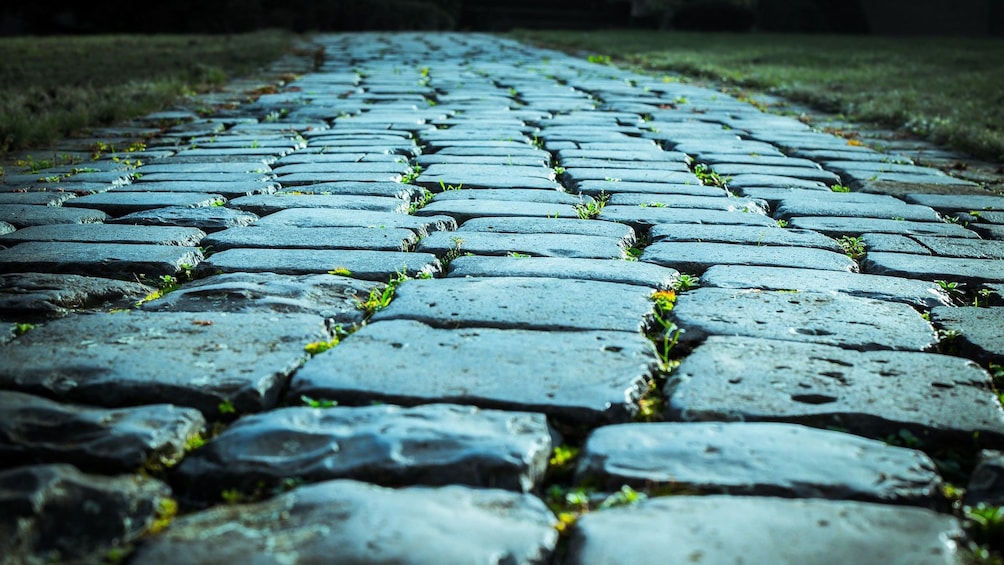 Cobblestone pathway on ghost and graveyard tour in Alexandria