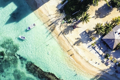 Plage de Seven Miles et Rick's Café