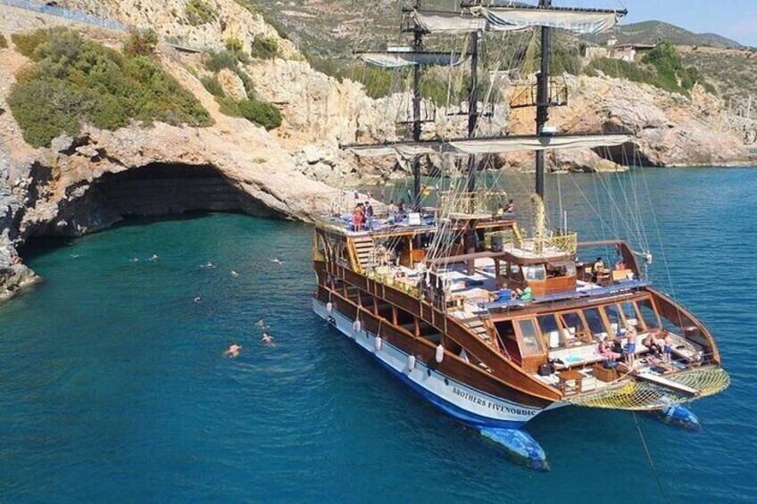 5-Hour Alanya Catamaran Boat Tour