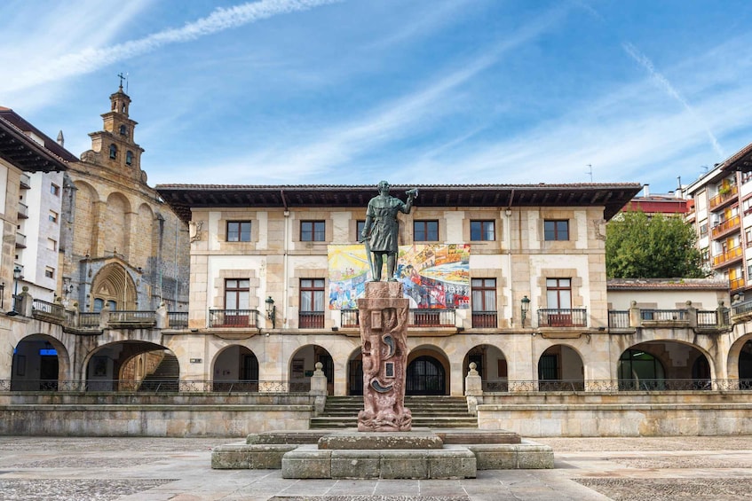 Picture 4 for Activity Bilbao: Gaztelugatxe, Bermeo, Mundaka, Gernika and Txakoli