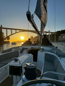 Porto Bootstour Genieße diese Tour durch den Fluss Wein und Snacks