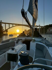 Douro River Boat Tour with Wine and Snacks included