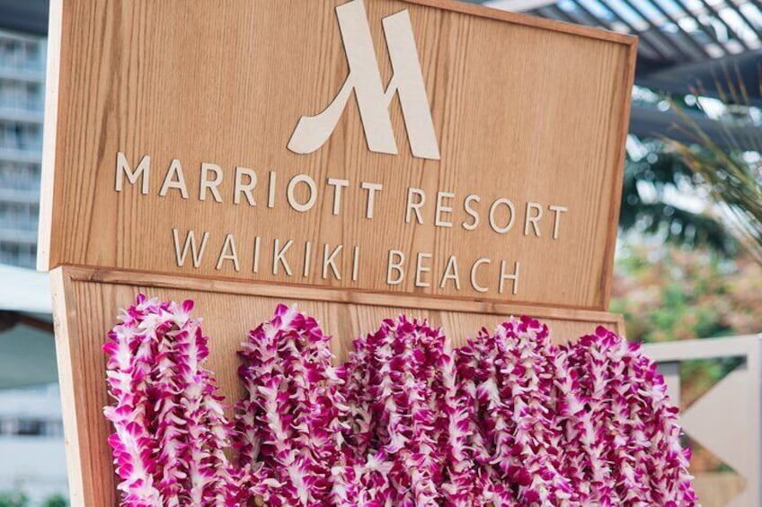Paina Waikiki Luau at Waikiki Beach Marriott