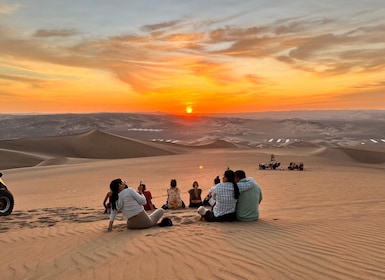 De Ica ou Huacachina : Dune Buggy au coucher du soleil et Sandboarding