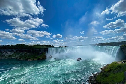 Full-Day Trip to Niagara Falls