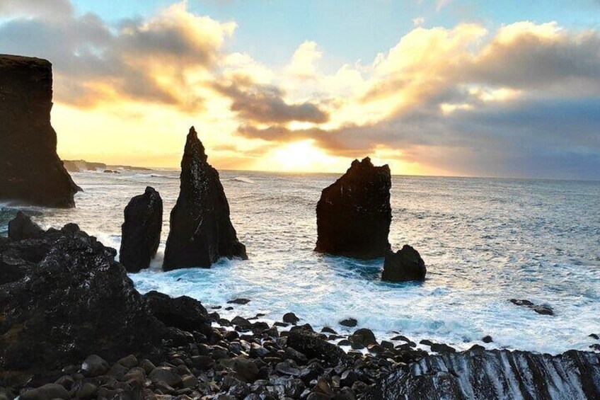 Reykjanes Peninsula Private Day Tour with Pick-Up