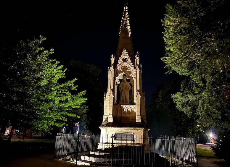 Picture 4 for Activity Gloucester: Ghost-Themed Guided Walking Tour