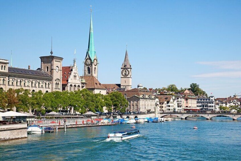 Private Custom Tour in Zurich with Local Guide 