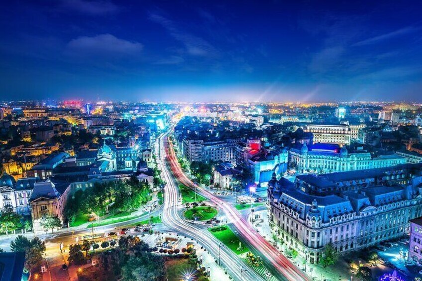 Private Custom Walking Tour with a Local Guide in Bucharest