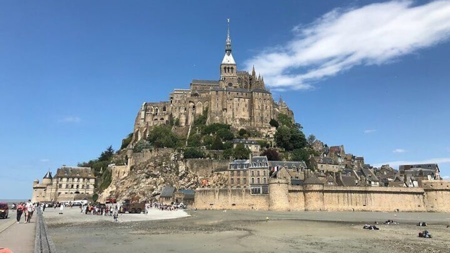 Private Tour to Mont Saint Michel from Cherbourg Cruise Terminal