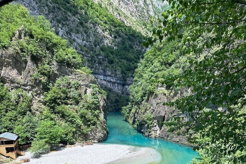 From Tirana/Durrës: Day Trip to Shala River and Koman Lake