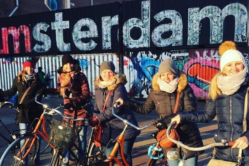 Amsterdam's Urban Unveiled: Bike Tour of Hidden Gems