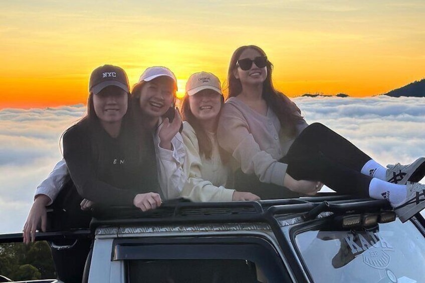 Mount batur jeep sunrise tour