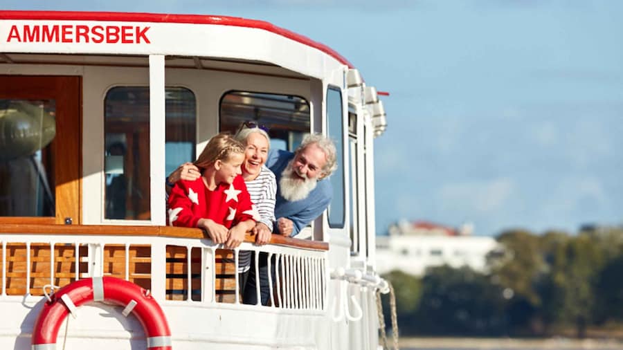 Hamburg: City Cruise on Alster Lake