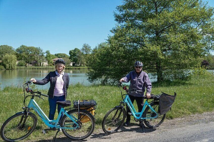 Saint-Émilion Wine Tour By Electric Bike, Lunch Included 