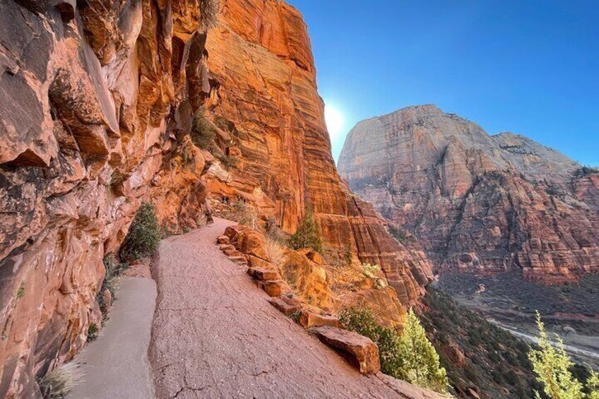 Half-Day Angels Landing Guided Hiking Tour