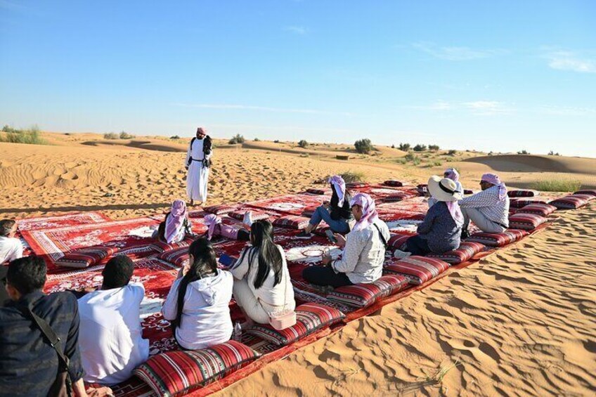 Morning-falconry-experience-57-safari-dubai-heritage-falcon-show-experience