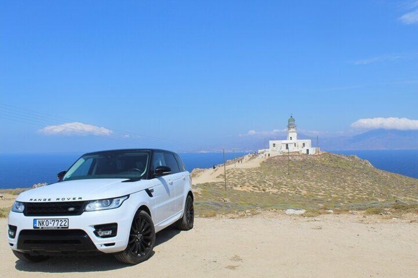 Private Guided Tour in Mykonos with Luxury Car 