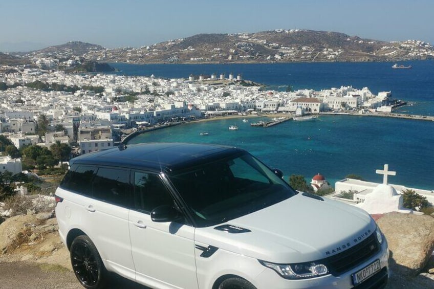 Private Guided Tour in Mykonos with Luxury Car 